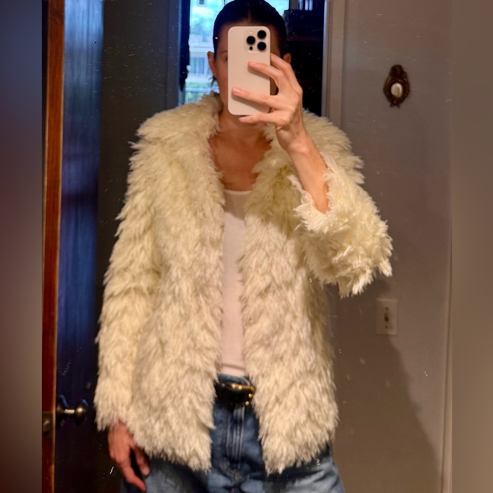 Vintage 1970s Arissa Shaggy Hollywood String Jacket Medium